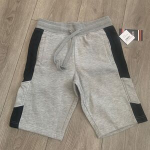 akademiks heather grey shorts perfect for summer